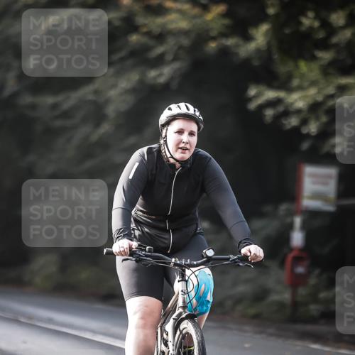 13.09.2026 - Stadtparktriathlon H.Heesch http://msf.ph/oto/10368015 13.09.2026 11:25:20 Radfahren 759, 770, 794, 803 meine-sportfotos.de