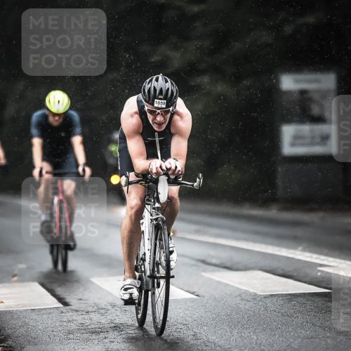 13.09.2026 - Stadtparktriathlon H.Heesch http://msf.ph/oto/10368043 13.09.2026 12:02:58 Radfahren 747, 758, 856, 925, 948, 950, 1059 meine-sportfotos.de