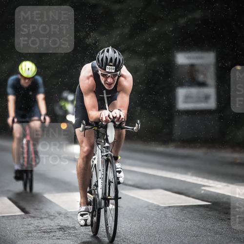 13.09.2026 - Stadtparktriathlon H.Heesch http://msf.ph/oto/10368048 13.09.2026 12:02:58 Radfahren 747, 758, 856, 925, 948, 950, 1059 meine-sportfotos.de
