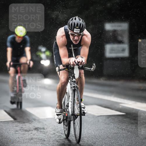 13.09.2026 - Stadtparktriathlon H.Heesch http://msf.ph/oto/10368054 13.09.2026 12:02:59 Radfahren 747, 758, 856, 948, 950, 1059 meine-sportfotos.de