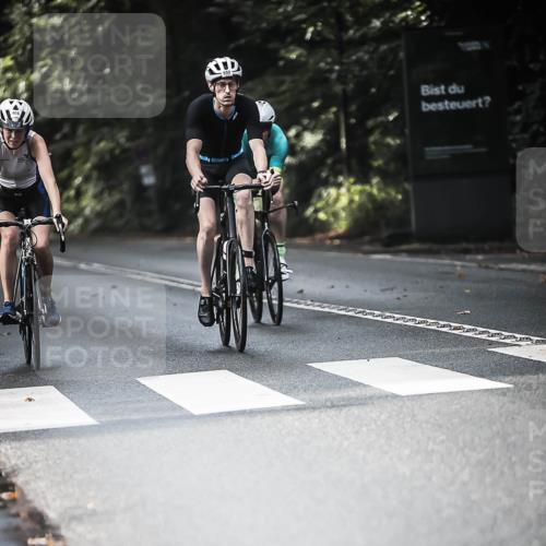 13.09.2026 - Stadtparktriathlon H.Heesch http://msf.ph/oto/10368072 13.09.2026 10:45:47 Radfahren 248, 406, 414, 429, 487, 543, 550, 563 meine-sportfotos.de