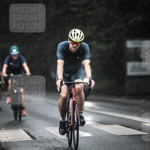 13.09.2026 - Stadtparktriathlon H.Heesch http://msf.ph/oto/10368082 13.09.2026 12:02:59 Radfahren 747, 758, 856, 948, 950, 1059 meine-sportfotos.de