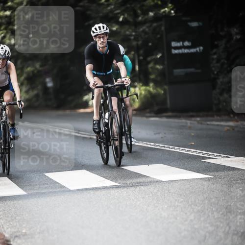 13.09.2026 - Stadtparktriathlon H.Heesch http://msf.ph/oto/10368083 13.09.2026 10:45:47 Radfahren 248, 406, 414, 429, 487, 543, 550, 563 meine-sportfotos.de