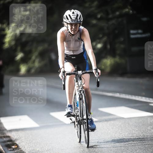 13.09.2026 - Stadtparktriathlon H.Heesch http://msf.ph/oto/10368093 13.09.2026 10:45:48 Radfahren 406, 414, 429, 487, 543, 550, 563 meine-sportfotos.de