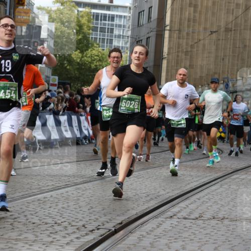 13.09.2026 - 21. swb-Marathon Bremen Strokosch-Dieckow http://msf.ph/oto/10368163 13.09.2026 13:35:55 Ziel 156, 532, 607, 2041, 2090, 2318, 2356, 3055, 3087, 3226, 3621, 3704, 3780, 4326, 5308, 5467, 5468, 5586, 5661, 6418, 6465, 6466, 6644, 6649, 7285, 7597, 7675, 7700, 8816, 9784, 9845, 9862, 9887, 9892, 13213, 563, 1072, 1867, 2931, 3026, 3224, 3291, 3454, 3489, 4016, 5259, 5276, 5816, 6874, 6982, 7043, 7256, 7804, 8227, 8275, 8488, 9076, 9226, 9243, 9497, 13179 meine-sportfotos.de