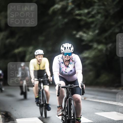 13.09.2026 - Stadtparktriathlon H.Heesch http://msf.ph/oto/10368187 13.09.2026 13:19:02 Radfahren 1212, 1237, 1243, 1314, 1326, 1338, 1438, 1442 meine-sportfotos.de