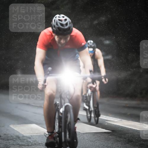 13.09.2026 - Stadtparktriathlon H.Heesch http://msf.ph/oto/10368190 13.09.2026 12:03:06 Radfahren 747, 879, 905, 927, 948, 950 meine-sportfotos.de