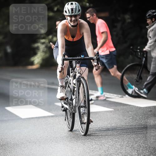 13.09.2026 - Stadtparktriathlon H.Heesch http://msf.ph/oto/10368202 13.09.2026 10:45:53 Radfahren 406, 429, 487, 543, 550 meine-sportfotos.de