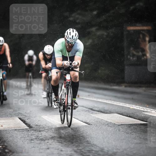13.09.2026 - Stadtparktriathlon H.Heesch http://msf.ph/oto/10368215 13.09.2026 12:03:12 Radfahren 831, 879, 905, 919, 927, 965, 990, 997 meine-sportfotos.de