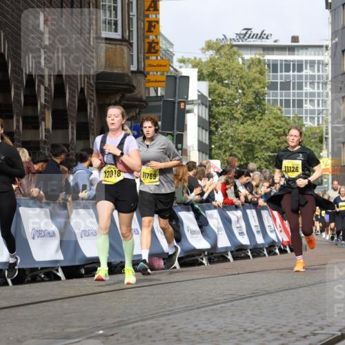 13.09.2026 - 21. swb-Marathon Bremen Strokosch-Dieckow http://msf.ph/oto/10368231 13.09.2026 11:00:36 Ziel 10144, 10677, 10801, 10810, 11016, 11045, 11129, 11524, 11525, 11547, 11587, 11588, 11589, 11623, 11907, 12105, 12106, 12190, 12291, 12352, 12394, 12530, 12531, 10263, 10306, 10367, 10368, 10857, 11055, 11162, 11343, 11475, 11556, 11687, 11797, 11804, 11819, 11838, 11959, 12006, 12397, 12430 meine-sportfotos.de