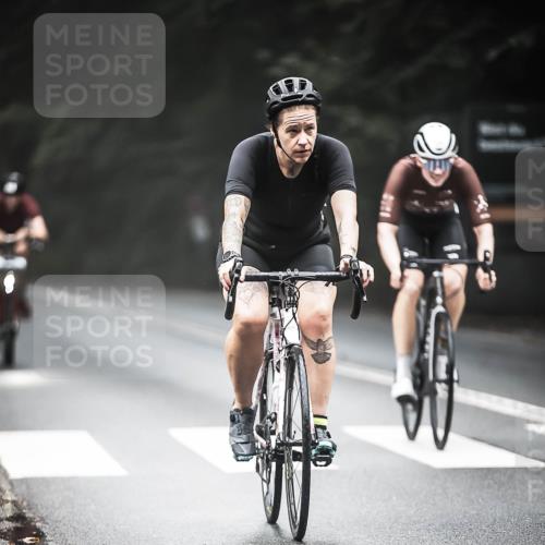 13.09.2026 - Stadtparktriathlon H.Heesch http://msf.ph/oto/10368261 13.09.2026 10:17:26 Radfahren 215, 228, 249, 292, 317 meine-sportfotos.de