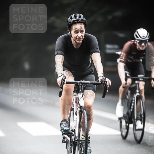 13.09.2026 - Stadtparktriathlon H.Heesch http://msf.ph/oto/10368284 13.09.2026 10:17:26 Radfahren 215, 228, 249, 292, 317 meine-sportfotos.de