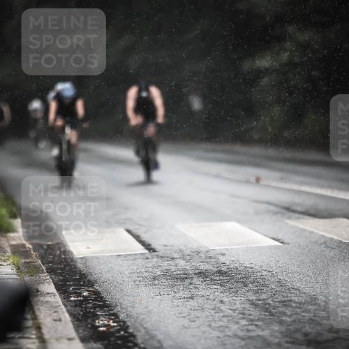 13.09.2026 - Stadtparktriathlon H.Heesch http://msf.ph/oto/10368287 13.09.2026 12:03:15 Radfahren 819, 831, 879, 919, 952, 965, 990, 997 meine-sportfotos.de
