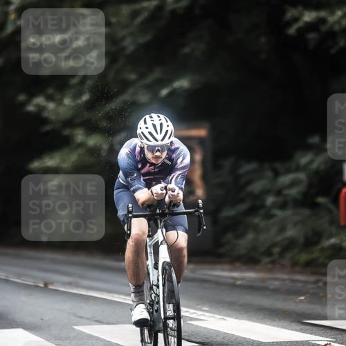 13.09.2026 - Stadtparktriathlon H.Heesch http://msf.ph/oto/10368290 13.09.2026 13:19:08 Radfahren 1212, 1229, 1237, 1326, 1338, 1438, 1471 meine-sportfotos.de
