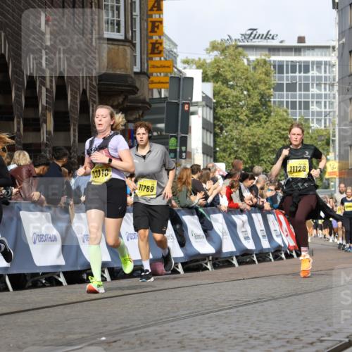 13.09.2026 - 21. swb-Marathon Bremen Strokosch-Dieckow http://msf.ph/oto/10368294 13.09.2026 11:00:36 Ziel 10144, 10677, 10801, 10810, 11016, 11045, 11129, 11524, 11525, 11547, 11587, 11588, 11589, 11623, 11907, 12105, 12106, 12190, 12291, 12352, 12394, 12530, 12531, 10263, 10306, 10367, 10368, 10857, 11055, 11162, 11343, 11475, 11556, 11687, 11797, 11804, 11819, 11838, 11959, 12006, 12397, 12430 meine-sportfotos.de