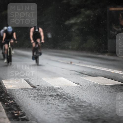 13.09.2026 - Stadtparktriathlon H.Heesch http://msf.ph/oto/10368312 13.09.2026 12:03:16 Radfahren 819, 831, 879, 919, 952, 965, 990, 997 meine-sportfotos.de