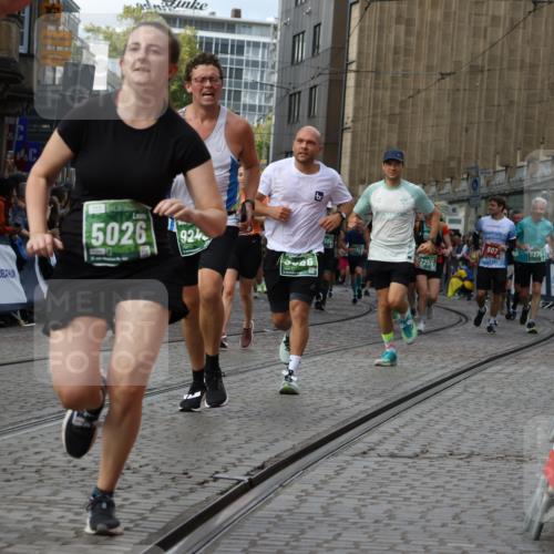 13.09.2026 - 21. swb-Marathon Bremen Strokosch-Dieckow http://msf.ph/oto/10368348 13.09.2026 13:35:56 Ziel 156, 532, 607, 2041, 2090, 2318, 2356, 3055, 3087, 3226, 3621, 3704, 3780, 4326, 5308, 5467, 5468, 5584, 5586, 5661, 6418, 6465, 6466, 6644, 6649, 7285, 7597, 7675, 7700, 8816, 9784, 9845, 9862, 9887, 9892, 13121, 13213, 563, 1072, 1867, 2339, 2931, 3026, 3224, 3291, 3489, 4016, 5259, 5276, 6874, 6982, 7043, 7256, 8227, 8275, 8488, 9076, 9226, 9243, 9497, 9564, 13179, 13238 meine-sportfotos.de