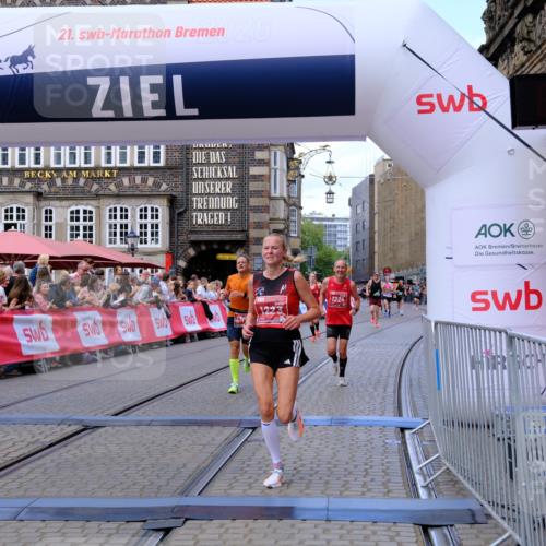 13.09.2026 - 21. swb-Marathon Bremen Tim E. http://msf.ph/oto/10368368 13.09.2026 13:05:21 Ziel 1336, 1822, 2297, 3196, 4729, 6708, 7102, 7538, 8054, 9306, 9495 meine-sportfotos.de
