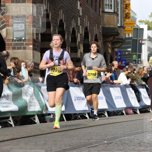 13.09.2026 - 21. swb-Marathon Bremen Strokosch-Dieckow http://msf.ph/oto/10368398 13.09.2026 11:00:37 Ziel 10144, 10677, 10801, 10810, 11016, 11045, 11129, 11547, 11587, 11588, 11589, 11623, 11907, 12105, 12106, 12190, 12291, 12352, 12394, 12530, 12531, 10263, 10306, 10367, 10368, 10857, 11055, 11162, 11247, 11343, 11475, 11556, 11797, 11804, 11819, 11959, 12006, 12397, 12430 meine-sportfotos.de
