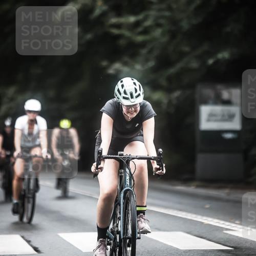 13.09.2026 - Stadtparktriathlon H.Heesch http://msf.ph/oto/10368401 13.09.2026 13:19:26 Radfahren 1347, 1355, 1356, 1364, 1374, 1388, 1429 meine-sportfotos.de