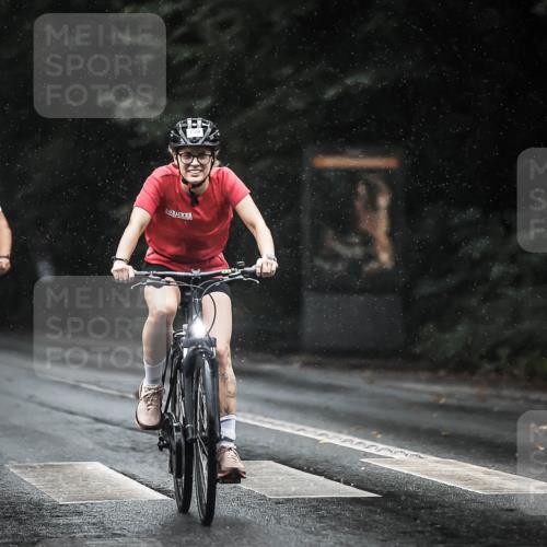 13.09.2026 - Stadtparktriathlon H.Heesch http://msf.ph/oto/10368417 13.09.2026 12:03:43 Radfahren 759, 887, 893, 914, 941, 996 meine-sportfotos.de