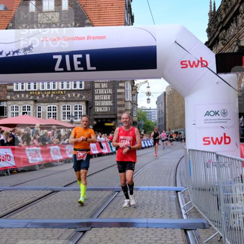 13.09.2026 - 21. swb-Marathon Bremen Tim E. http://msf.ph/oto/10368425 13.09.2026 13:05:23 Ziel 1336, 1822, 2297, 3196, 4729, 6708, 7102, 9495 meine-sportfotos.de