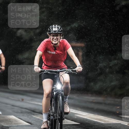 13.09.2026 - Stadtparktriathlon H.Heesch http://msf.ph/oto/10368433 13.09.2026 12:03:44 Radfahren 759, 887, 893, 914, 941, 996 meine-sportfotos.de