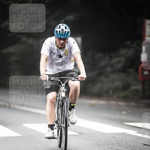 13.09.2026 - Stadtparktriathlon H.Heesch http://msf.ph/oto/10368436 13.09.2026 10:17:36 Radfahren 275, 317, 337 meine-sportfotos.de