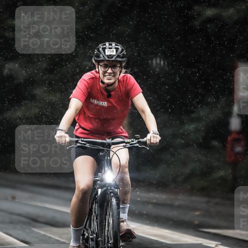 13.09.2026 - Stadtparktriathlon H.Heesch http://msf.ph/oto/10368447 13.09.2026 12:03:44 Radfahren 759, 887, 893, 914, 941, 996 meine-sportfotos.de