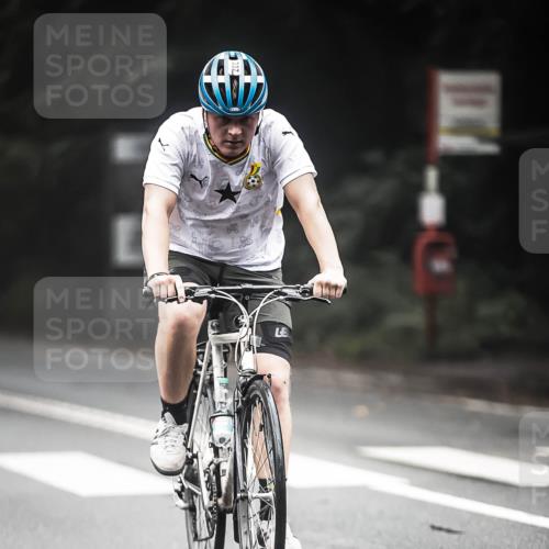 13.09.2026 - Stadtparktriathlon H.Heesch http://msf.ph/oto/10368457 13.09.2026 10:17:36 Radfahren 275, 317, 337 meine-sportfotos.de