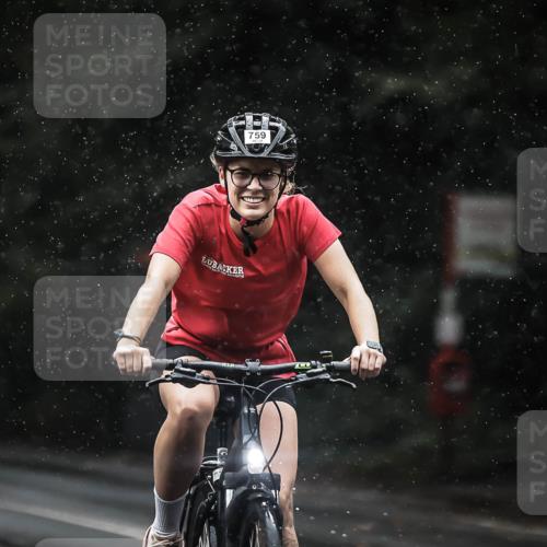 13.09.2026 - Stadtparktriathlon H.Heesch http://msf.ph/oto/10368459 13.09.2026 12:03:44 Radfahren 759, 887, 893, 914, 941, 996 meine-sportfotos.de