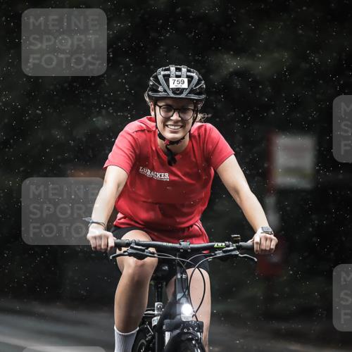 13.09.2026 - Stadtparktriathlon H.Heesch http://msf.ph/oto/10368464 13.09.2026 12:03:44 Radfahren 759, 887, 893, 914, 941, 996 meine-sportfotos.de