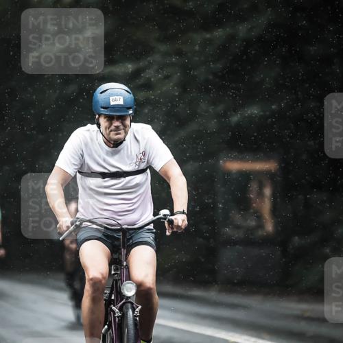 13.09.2026 - Stadtparktriathlon H.Heesch http://msf.ph/oto/10368475 13.09.2026 12:03:45 Radfahren 759, 887, 893, 914, 941, 996, 1053 meine-sportfotos.de