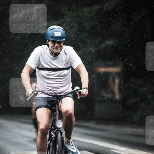 13.09.2026 - Stadtparktriathlon H.Heesch http://msf.ph/oto/10368482 13.09.2026 12:03:45 Radfahren 759, 887, 893, 914, 941, 996, 1053 meine-sportfotos.de