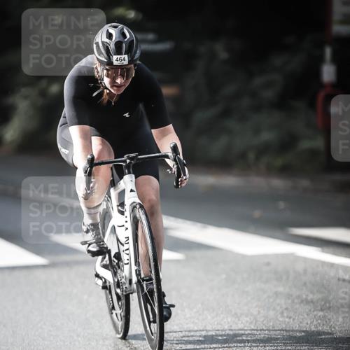 13.09.2026 - Stadtparktriathlon H.Heesch http://msf.ph/oto/10368515 13.09.2026 10:46:20 Radfahren 377, 381, 420, 464 meine-sportfotos.de