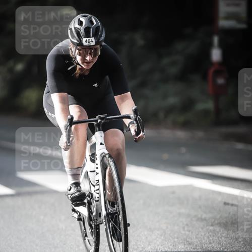 13.09.2026 - Stadtparktriathlon H.Heesch http://msf.ph/oto/10368522 13.09.2026 10:46:20 Radfahren 377, 381, 420, 464 meine-sportfotos.de
