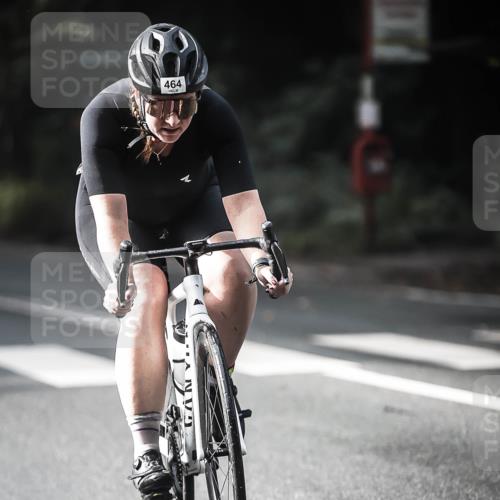 13.09.2026 - Stadtparktriathlon H.Heesch http://msf.ph/oto/10368530 13.09.2026 10:46:20 Radfahren 377, 381, 420, 464 meine-sportfotos.de