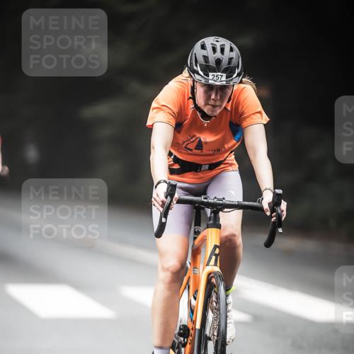 13.09.2026 - Stadtparktriathlon H.Heesch http://msf.ph/oto/10368540 13.09.2026 10:17:51 Radfahren 257, 283 meine-sportfotos.de