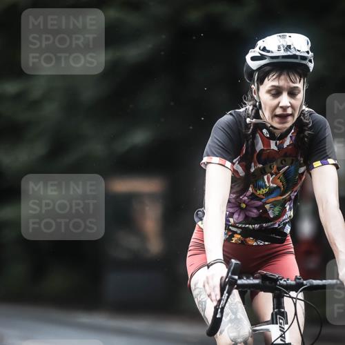 13.09.2026 - Stadtparktriathlon H.Heesch http://msf.ph/oto/10368547 13.09.2026 13:19:34 Radfahren 1334, 1347, 1355, 1356, 1374, 1429 meine-sportfotos.de
