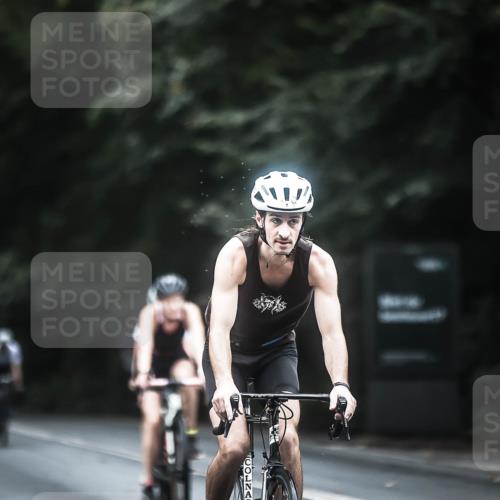 13.09.2026 - Stadtparktriathlon H.Heesch http://msf.ph/oto/10368552 13.09.2026 13:19:41 Radfahren 1348, 1373, 1409, 1425, 1448 meine-sportfotos.de