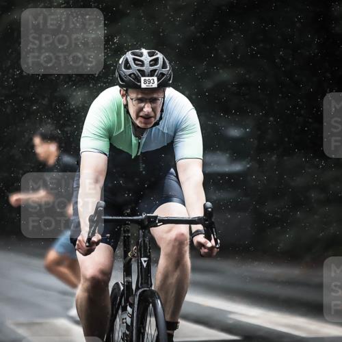 13.09.2026 - Stadtparktriathlon H.Heesch http://msf.ph/oto/10368566 13.09.2026 12:03:47 Radfahren 759, 865, 887, 893, 914, 941, 996, 1008, 1053 meine-sportfotos.de