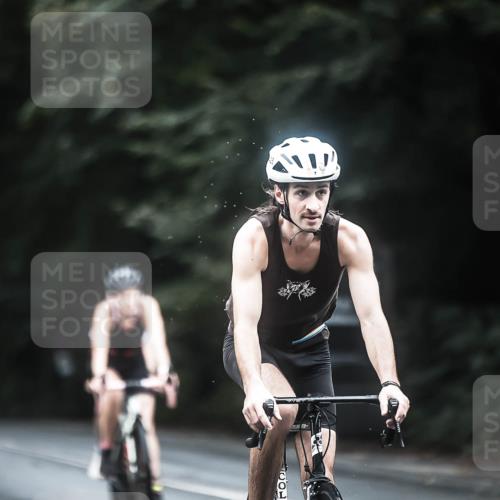13.09.2026 - Stadtparktriathlon H.Heesch http://msf.ph/oto/10368568 13.09.2026 13:19:41 Radfahren 1348, 1373, 1409, 1425, 1448 meine-sportfotos.de