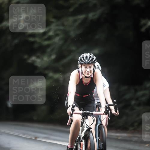 13.09.2026 - Stadtparktriathlon H.Heesch http://msf.ph/oto/10368602 13.09.2026 13:19:43 Radfahren 1348, 1373, 1409, 1425, 1448 meine-sportfotos.de