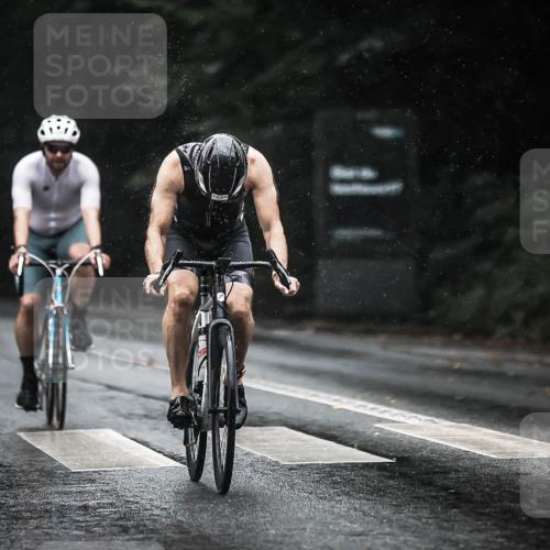 13.09.2026 - Stadtparktriathlon H.Heesch http://msf.ph/oto/10368629 13.09.2026 12:03:51 Radfahren 865, 873, 887, 893, 914, 1008, 1030, 1053 meine-sportfotos.de