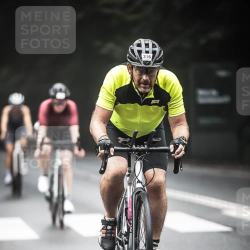 13.09.2026 - Stadtparktriathlon H.Heesch http://msf.ph/oto/10368650 13.09.2026 10:17:59 Radfahren 283, 316, 364, 395, 421 meine-sportfotos.de
