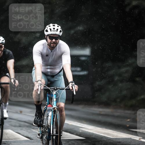 13.09.2026 - Stadtparktriathlon H.Heesch http://msf.ph/oto/10368652 13.09.2026 12:03:52 Radfahren 865, 873, 893, 914, 1008, 1030, 1053 meine-sportfotos.de