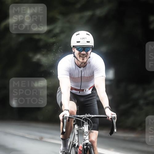 13.09.2026 - Stadtparktriathlon H.Heesch http://msf.ph/oto/10368656 13.09.2026 13:19:47 Radfahren 1348, 1373, 1409, 1425, 1448, 1458, 1512 meine-sportfotos.de