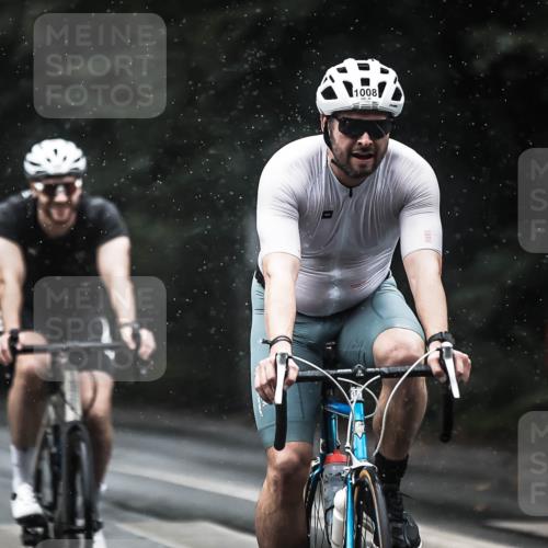 13.09.2026 - Stadtparktriathlon H.Heesch http://msf.ph/oto/10368677 13.09.2026 12:03:53 Radfahren 865, 873, 893, 1008, 1030, 1053 meine-sportfotos.de