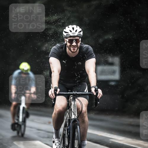 13.09.2026 - Stadtparktriathlon H.Heesch http://msf.ph/oto/10368684 13.09.2026 12:03:53 Radfahren 865, 873, 893, 1008, 1030, 1053 meine-sportfotos.de