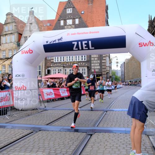 13.09.2026 - 21. swb-Marathon Bremen Tim E. http://msf.ph/oto/10368685 13.09.2026 13:05:52 Ziel 439, 1301, 1562, 1879, 3242, 3271, 5092, 5199, 5725, 6579, 7141 meine-sportfotos.de